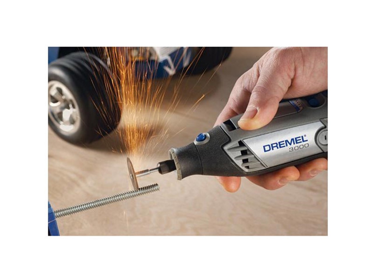 Dremel F0133000LE 230v Multi-tool Home Repair Project Kit